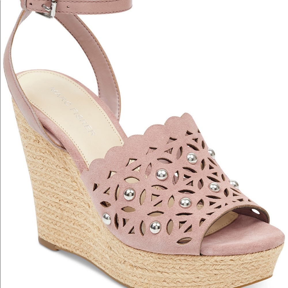 Pretty Wedges HATA
